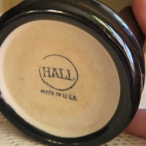 Hall Tom & Jerry Mug - Picture 2 of 6